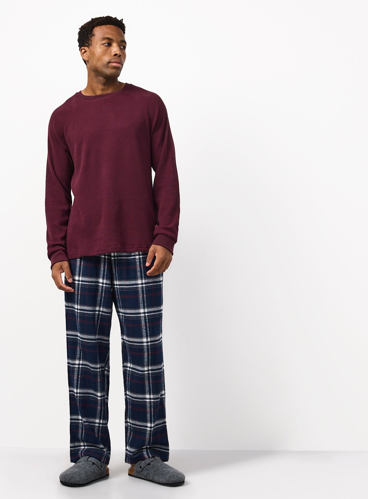Burgundy & Check Pyjamas M - Image 2 thumbnail